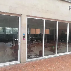 Hermosa Habitación Privada En Conjunto Residencial Cerca Al Aeropuerto Y Terminal De Bogotá, Zonas Comunes Se Comparten Con 1 Persona Apartamento